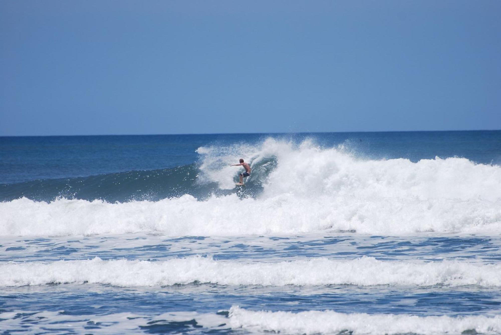 Redwood Beach Resort Mechapa Bagian luar foto